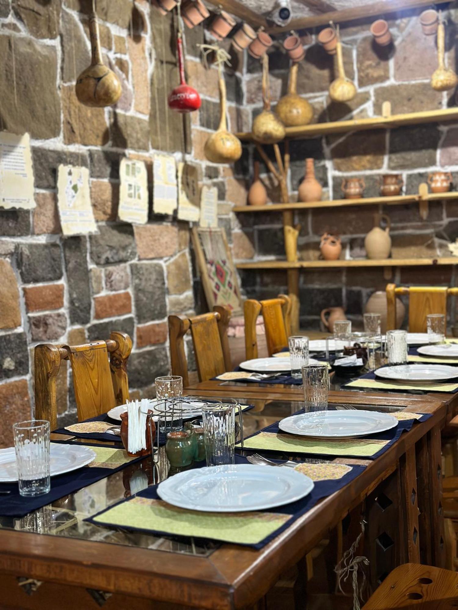 Machanents Art Hotel Vagharshapat Dış mekan fotoğraf