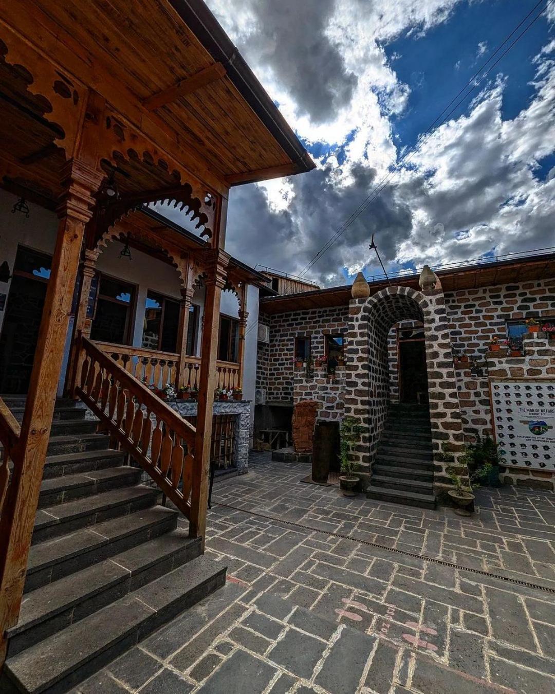 Machanents Art Hotel Vagharshapat Dış mekan fotoğraf