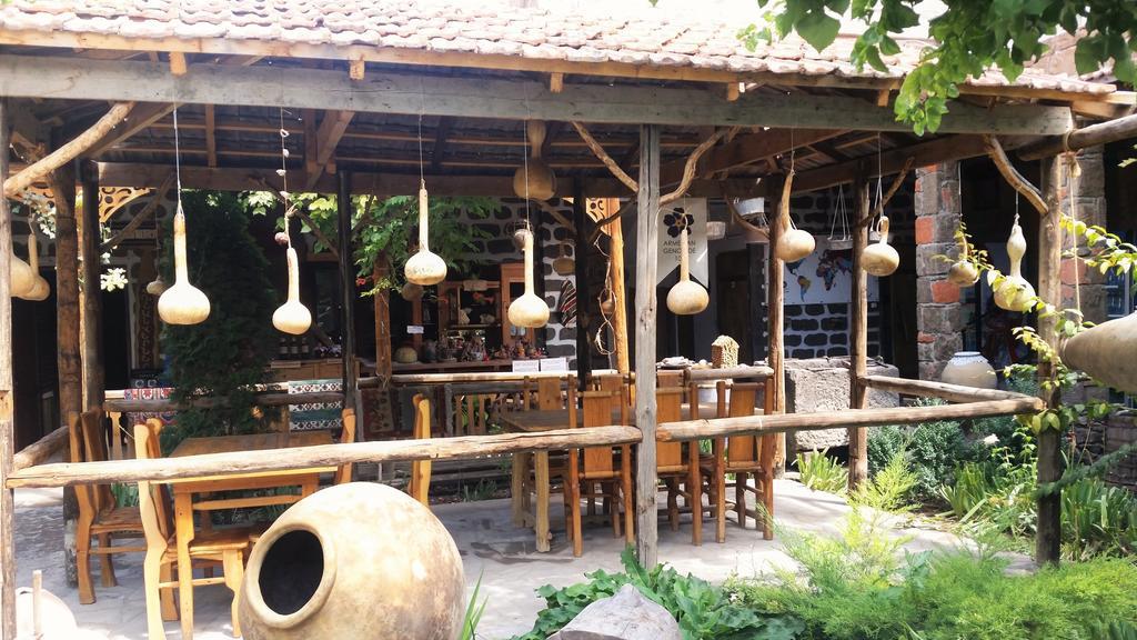 Machanents Art Hotel Vagharshapat Dış mekan fotoğraf