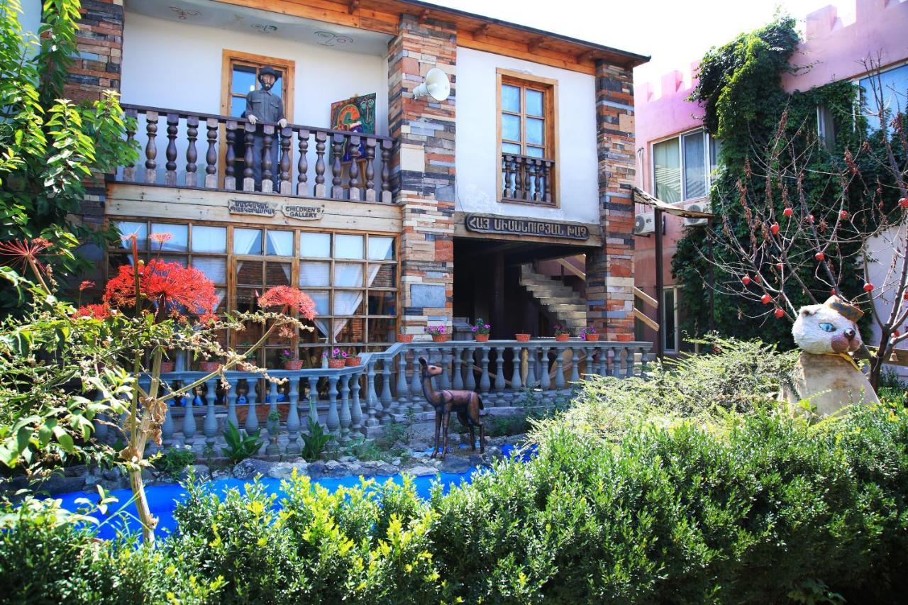Machanents Art Hotel Vagharshapat Dış mekan fotoğraf